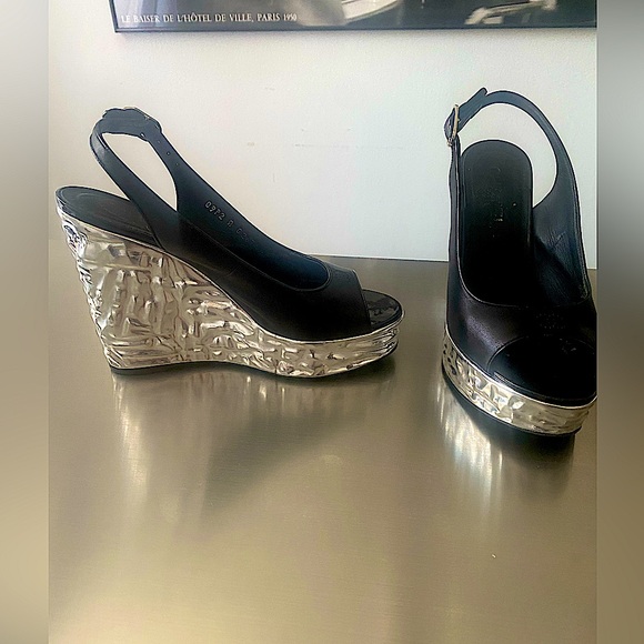 CHANEL Platform Sandals, Silver Leather platform and Heel, Used twice, size 38 - Picture 1 of 8